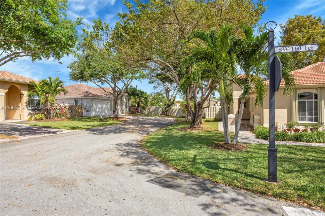 16000 SW 91st Ct, Palmetto Bay, FL 33157 Photo