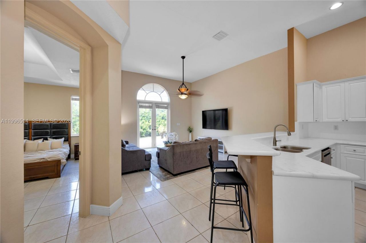 16000 SW 91st Ct, Palmetto Bay, FL 33157 Photo