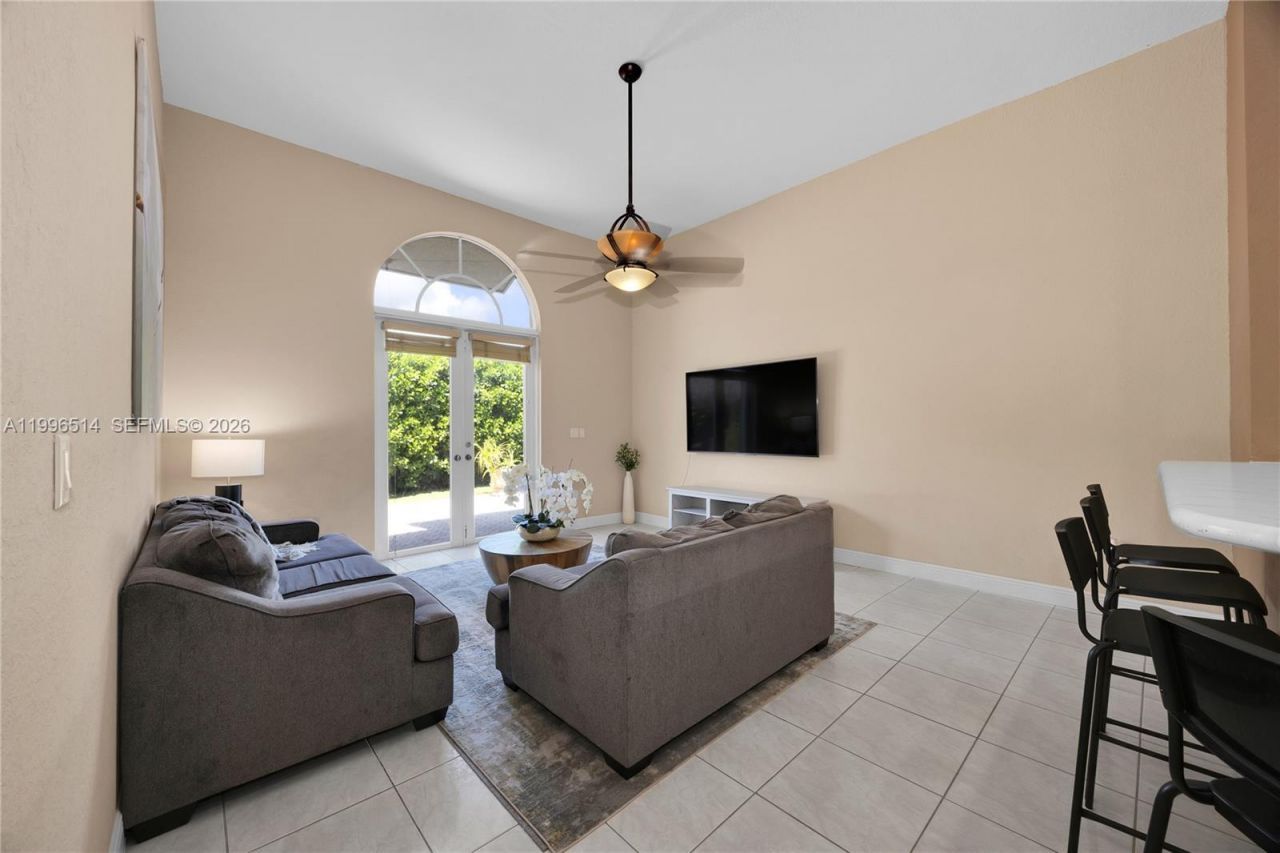 16000 SW 91st Ct, Palmetto Bay, FL 33157 Photo