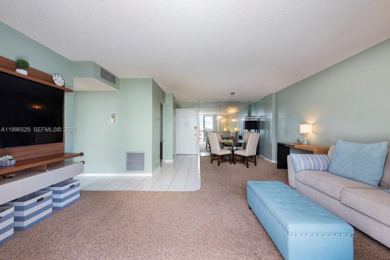 3161 S Ocean Dr , Unit 809, Hallandale Beach, FL 33009 Photo