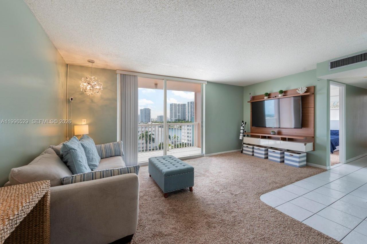 3161 S Ocean Dr , Unit 809, Hallandale Beach, FL 33009 Photo