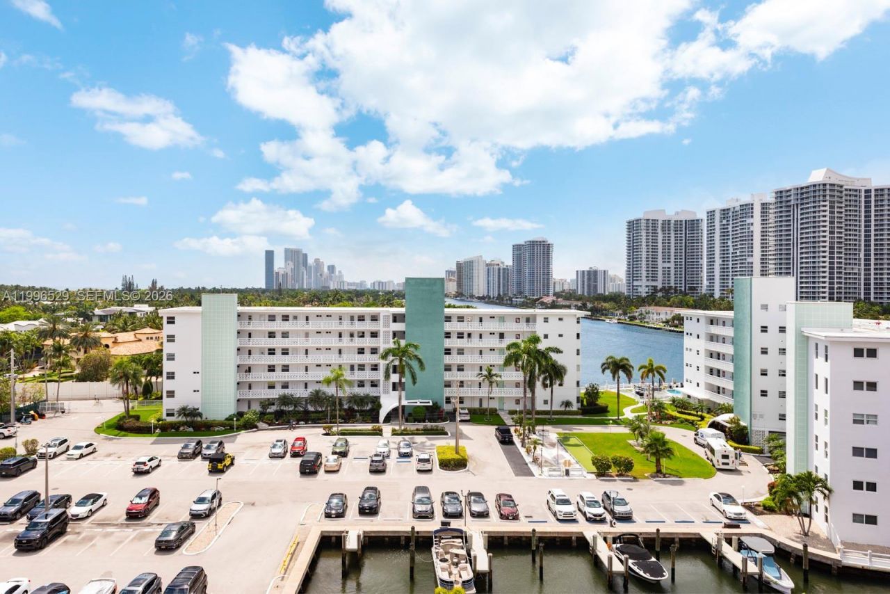 3161 S Ocean Dr , Unit 809, Hallandale Beach, FL 33009 Photo