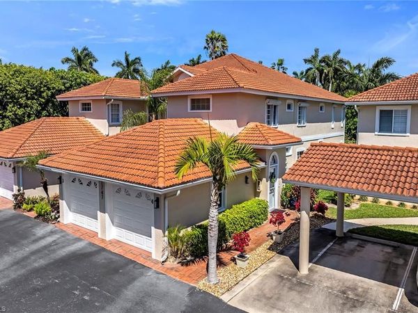 1747 Reuven CIR, Unit 4, NAPLES, FL 34112