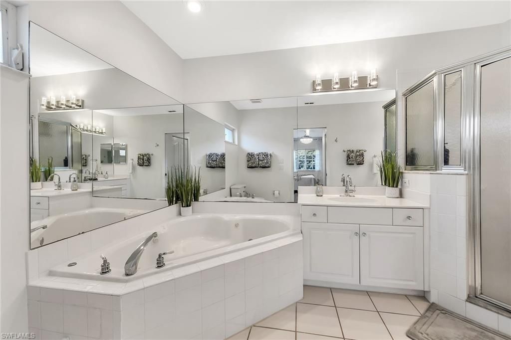 1747 Reuven Cir, Unit 4, Naples, FL 34112 Photo