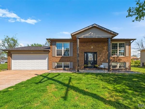 217 E Shiloh Drive, Red Bud, IL 62278