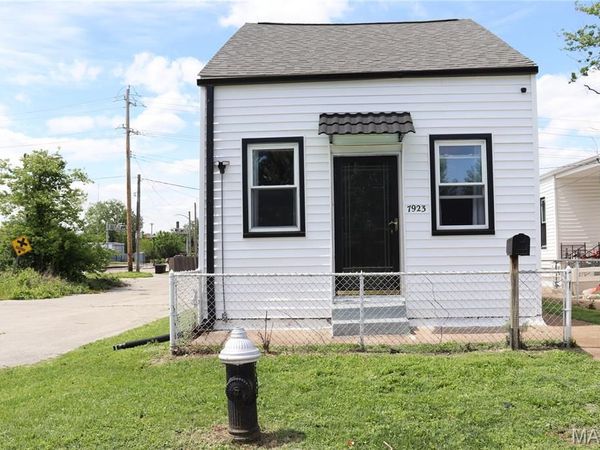 7923 Water Street, St Louis, MO 63111