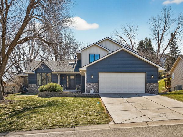 14715 39th Avenue N, Plymouth, MN 55446