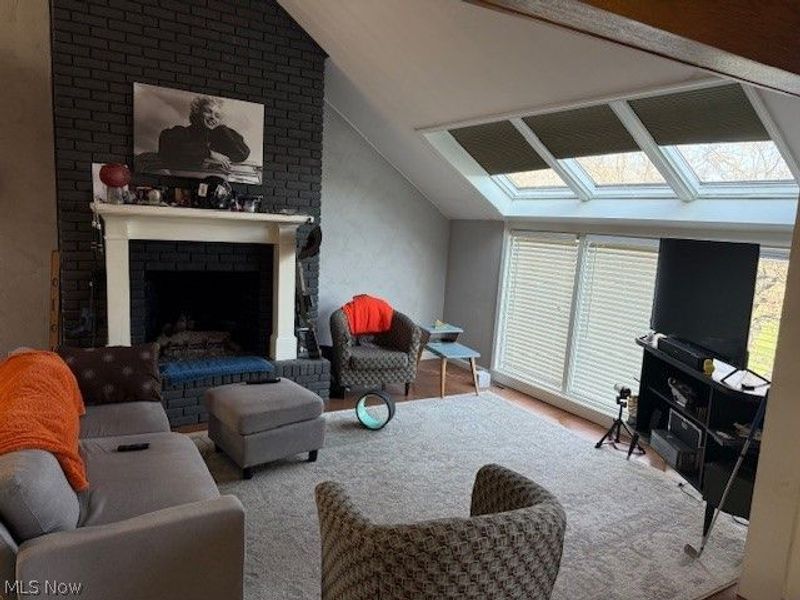 197 Clubside Drive NW, New Philadelphia, OH 44663 Photo 2