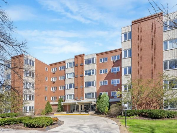 2033 Sherman Avenue , Unit 507, Evanston, IL 60201