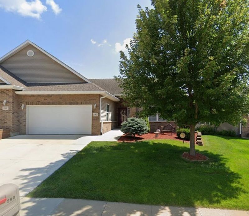 590 Woodland Ridge, Dubuque, IA 52003 Main Photo