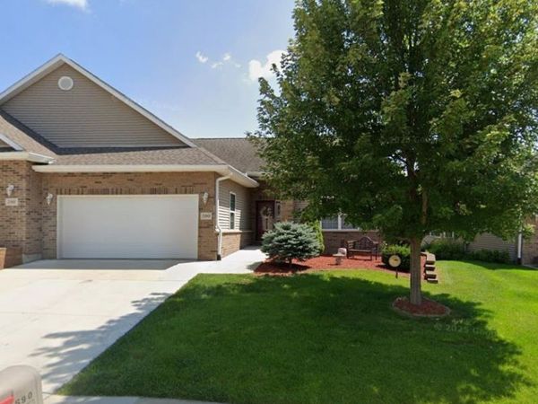 590 Woodland Ridge, Dubuque, IA 52003