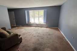 586 Dragstrip Road photo 4