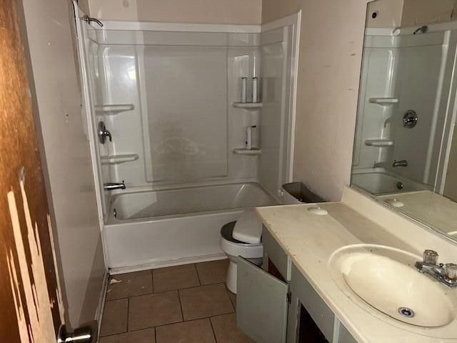 586 Dragstrip Road Photo 7