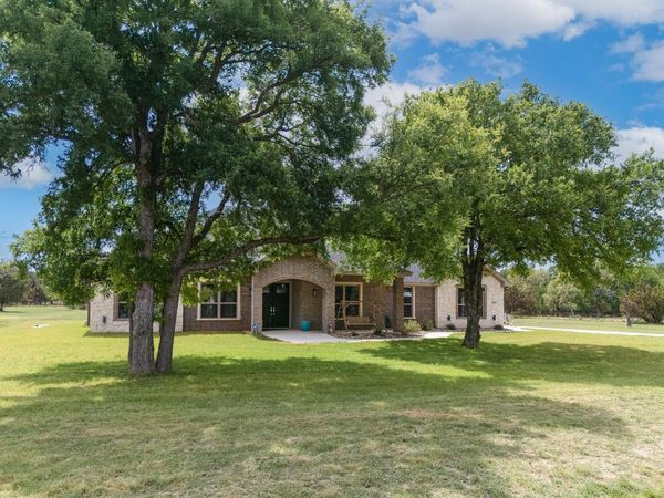 1001 County Road 3152, Kempner, TX 76539