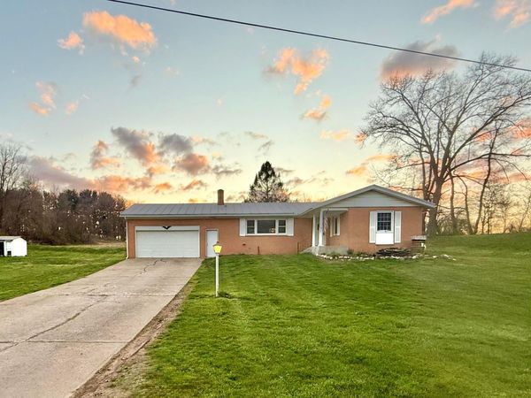 17597 Spillway Road , Fredericktown, OH 43019