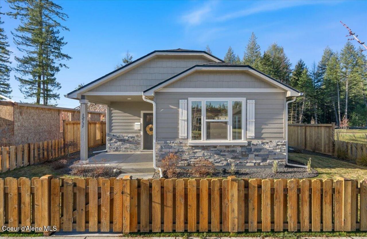 12737 N Genesis Blvd, Hayden, ID 83835 Main Photo