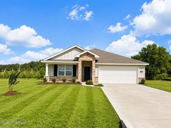 114 Strawberry Drive, Lucedale, MS 39452
