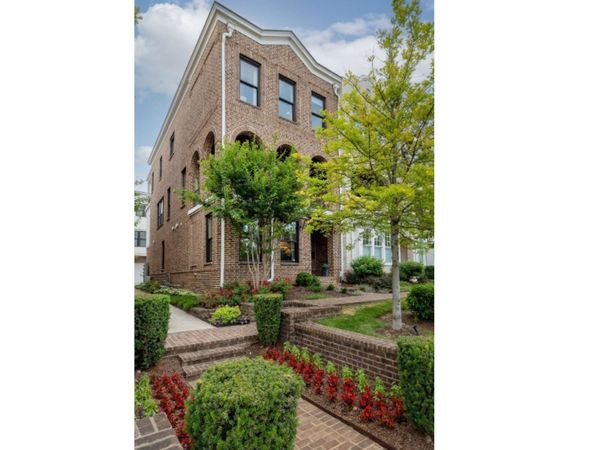 3608D West End Ave, Nashville, TN 37205