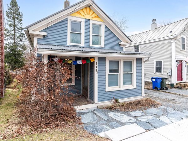 128 East Main Street, Richmond, VT 05477