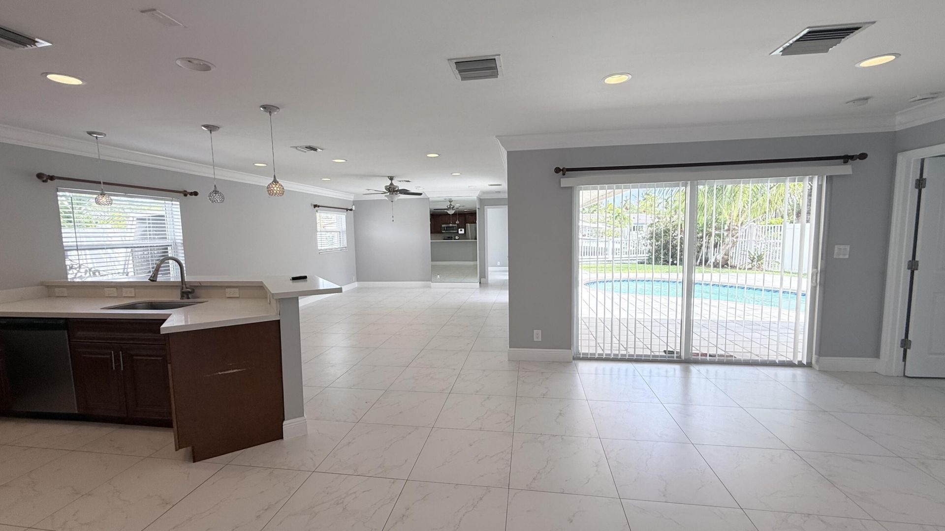 1110 SE 9th Avenue, Pompano Beach, FL 33060 Photo