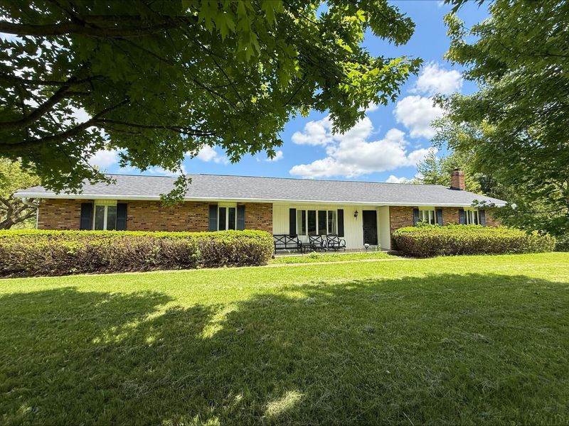 8765 Colvin Drive, Plain City, OH 43064 Photo 1