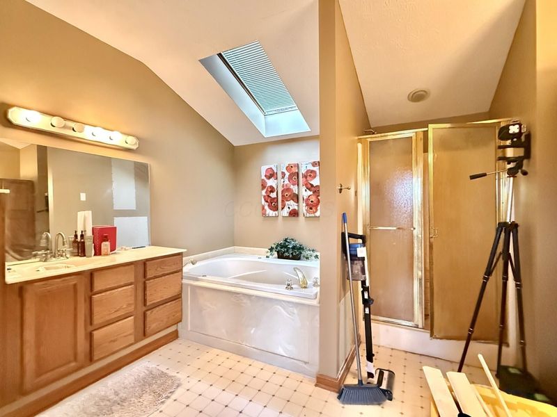 8765 Colvin Drive, Plain City, OH 43064 Photo 10