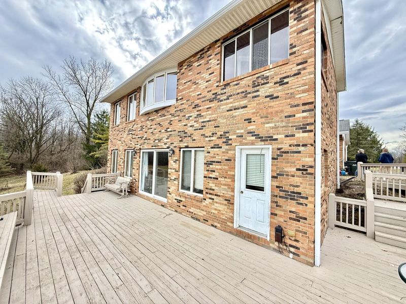 8765 Colvin Drive, Plain City, OH 43064 Photo 2