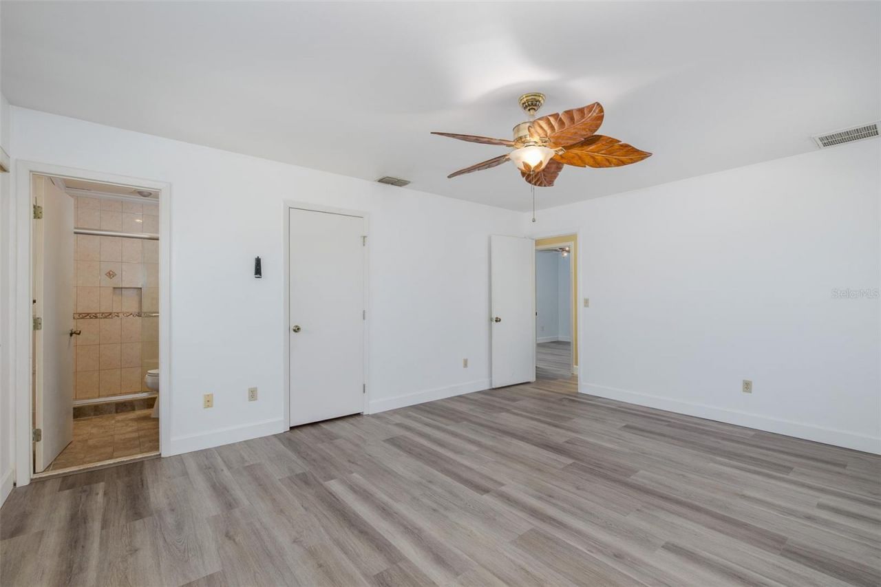 9947 Grove Drive, New Port Richey, FL 34654 Photo