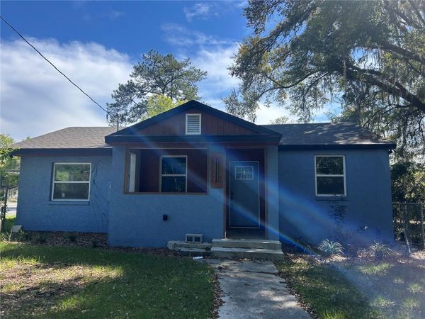 1111 SE 6TH AVENUE , GAINESVILLE, FL 32601