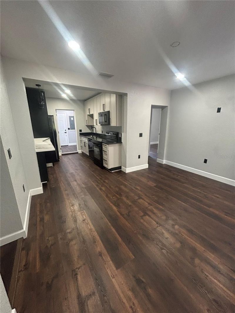 1111 SE 6th Avenue, Gainesville, FL 32601 Photo
