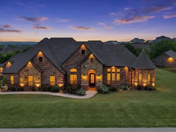 12408 Villa Milano Drive, Fort Worth, TX 76126