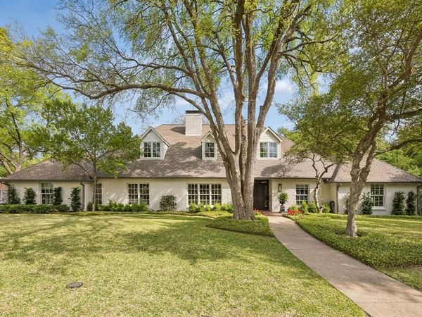 6717 Meadow Lake Avenue, Dallas, TX 75214
