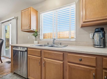 8740 Winding Creek Drive, Reno, NV 89506 Photo