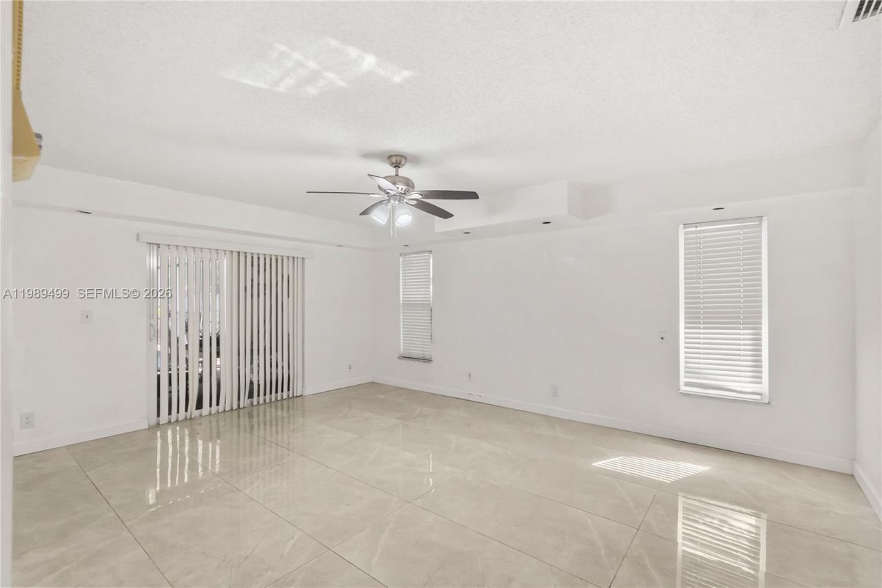 10823 NW 7th St , Coral Springs, FL 33071 Photo