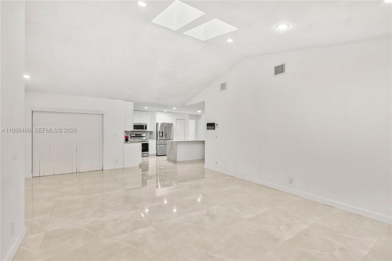 10823 NW 7th St , Coral Springs, FL 33071 Photo