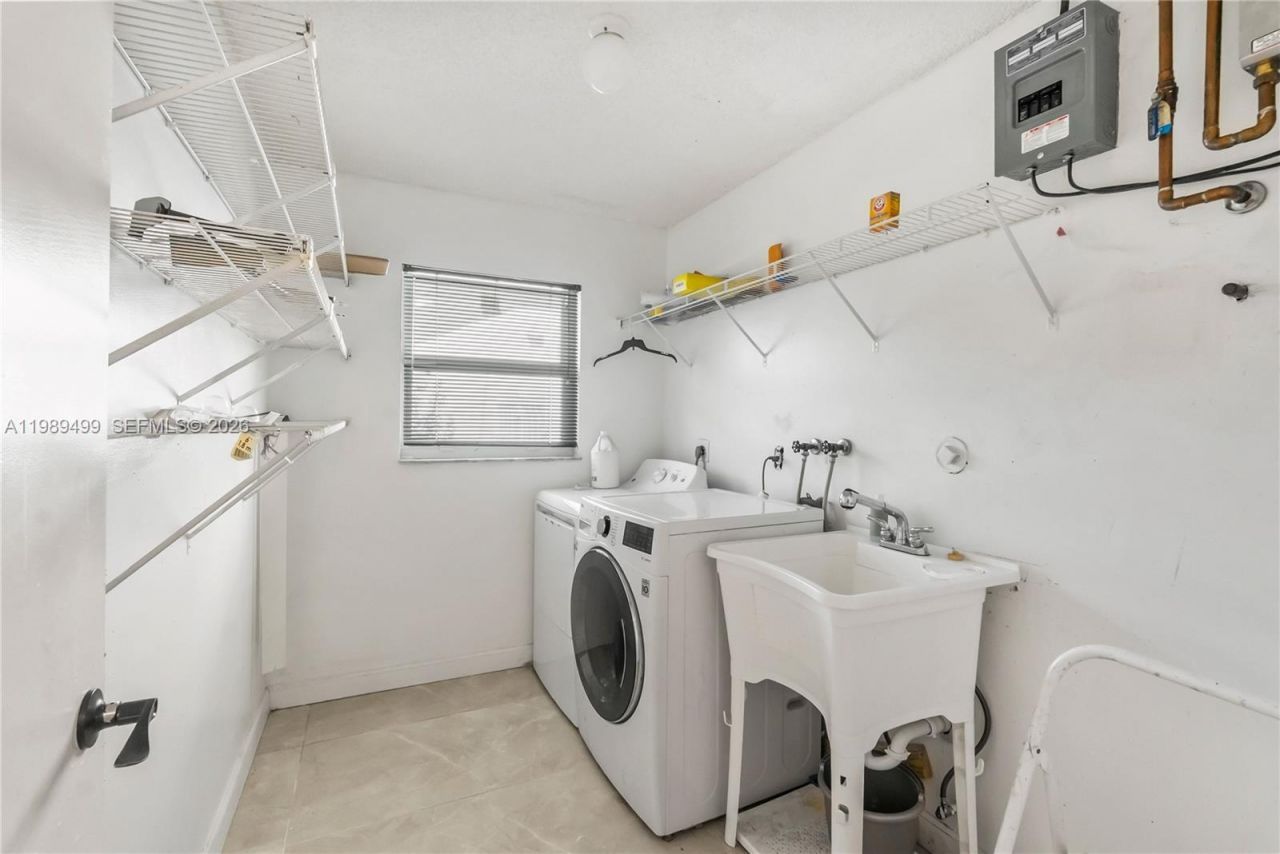 10823 NW 7th St , Coral Springs, FL 33071 Photo