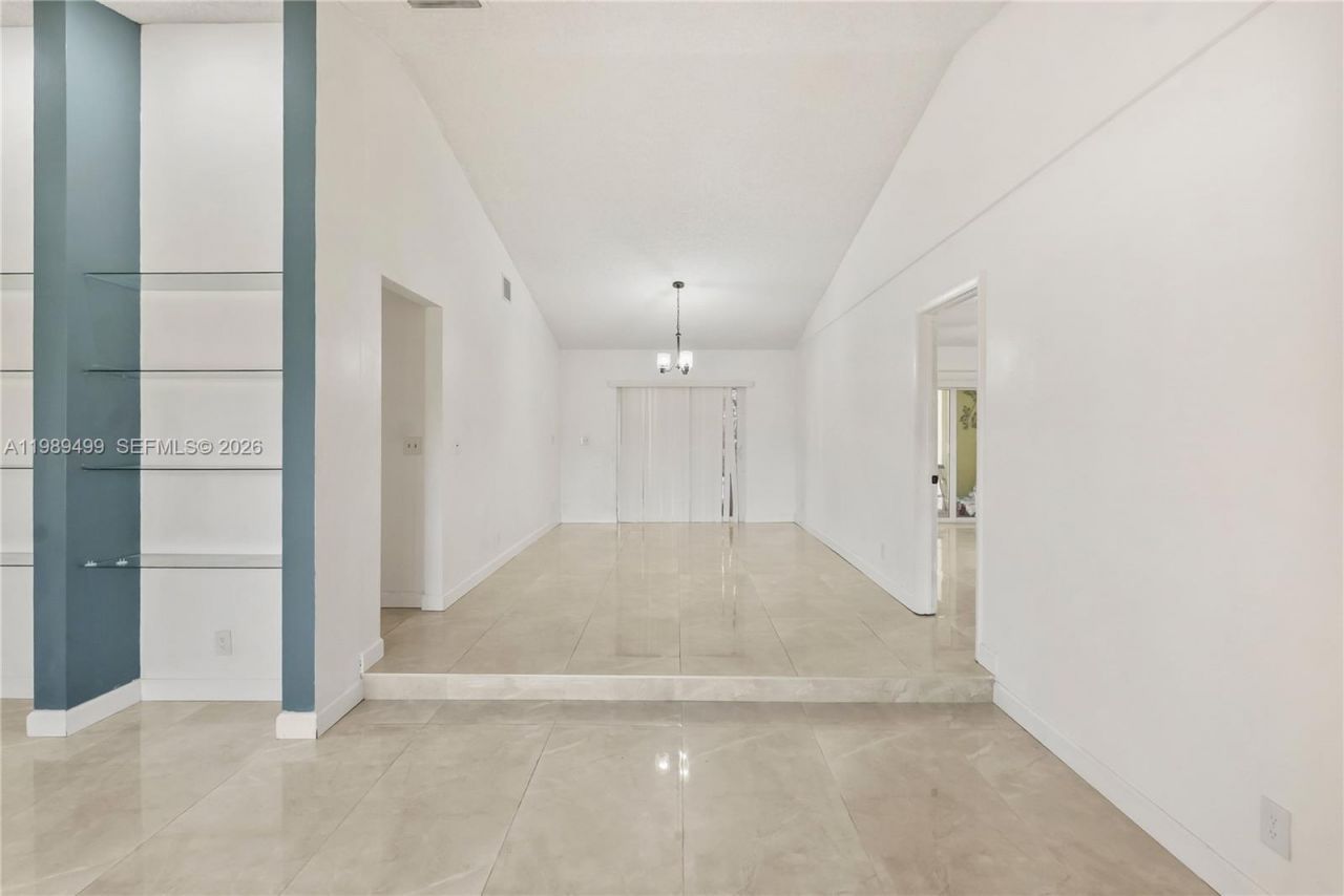 10823 NW 7th St , Coral Springs, FL 33071 Photo