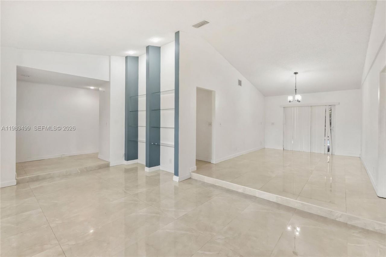 10823 NW 7th St , Coral Springs, FL 33071 Photo