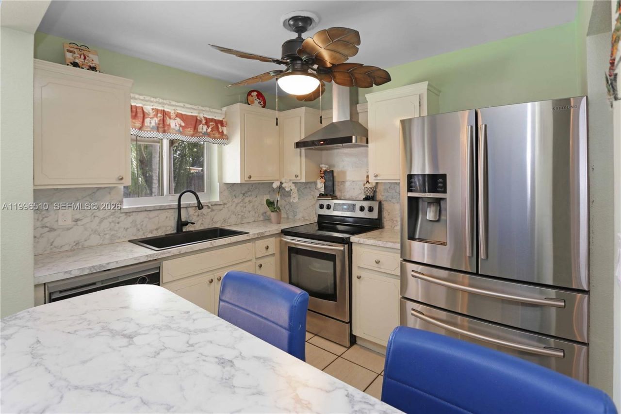 401 N 72nd Ave , Hollywood, FL 33024 Photo