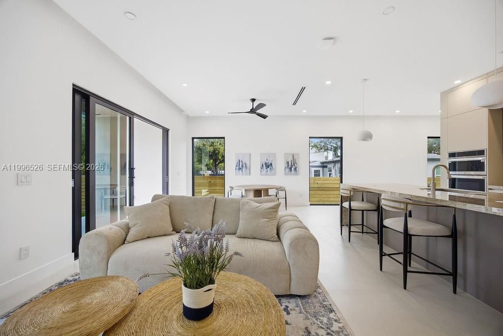 1337 NE 13th Ave , Unit 1337, Fort Lauderdale, FL 33304 Photo