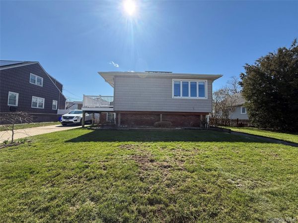 73 Waterford , Unit Lower Leve, Island Park, NY 11558