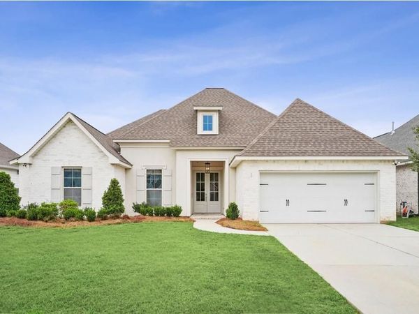 1244 FOX SPARROW Loop, Madisonville, LA 70447