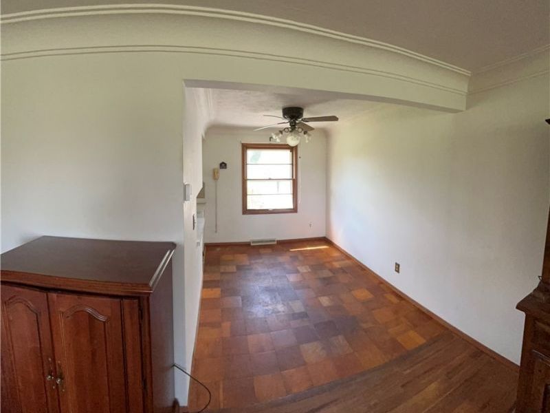 33500 Arthur Road, Solon, OH 44139 Photo 4