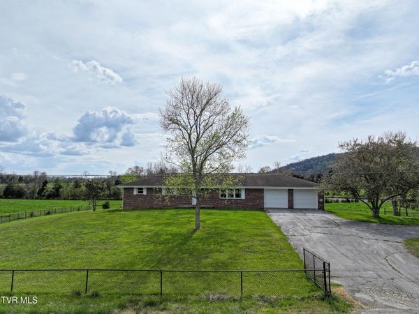 11295 Lonesome Pine Trail, Bulls Gap, TN 37711