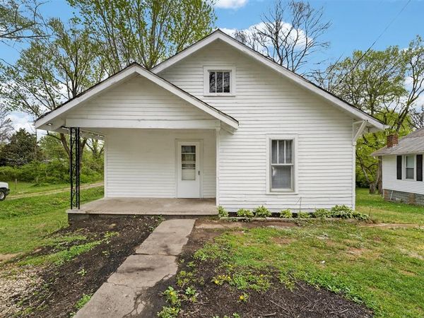 225 Sunset Avenue , Glasgow, KY 42141