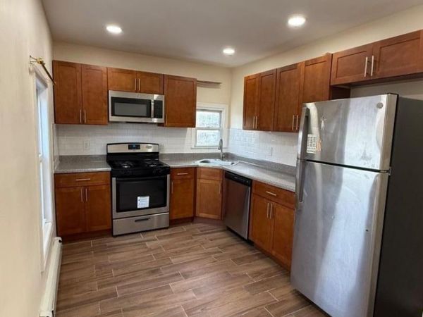 30 Elm St, Unit 2, Newark, NJ 07102