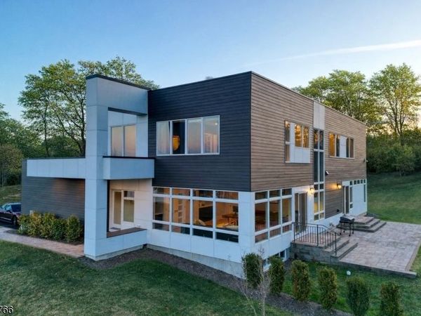 30 Kokora Ave, Montville, NJ 07045