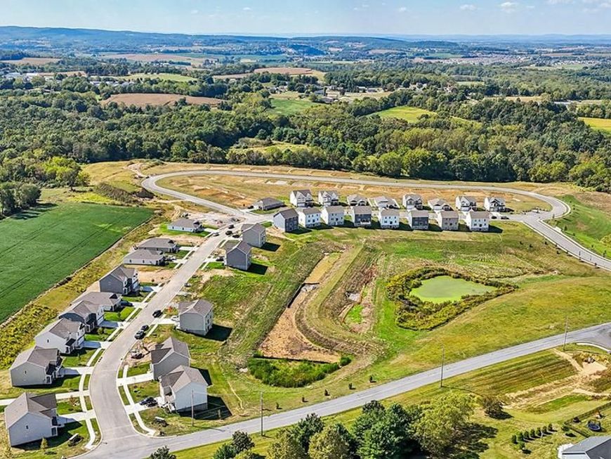 2021 Paperback Way , York, PA 17408 Main Photo