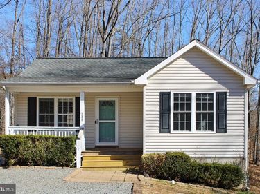 211 STABLE LANE , STANARDSVILLE, VA 22973