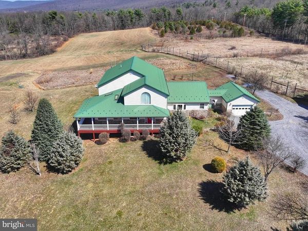 318 TANNERY ROAD , BREEZEWOOD, PA 15533
